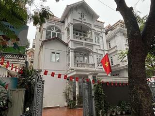 Chính chủ cho thuê biệt thự bán đảo linh đàm, diện tích 252m2, mặt tiền 12.5m, 3.5 tầng