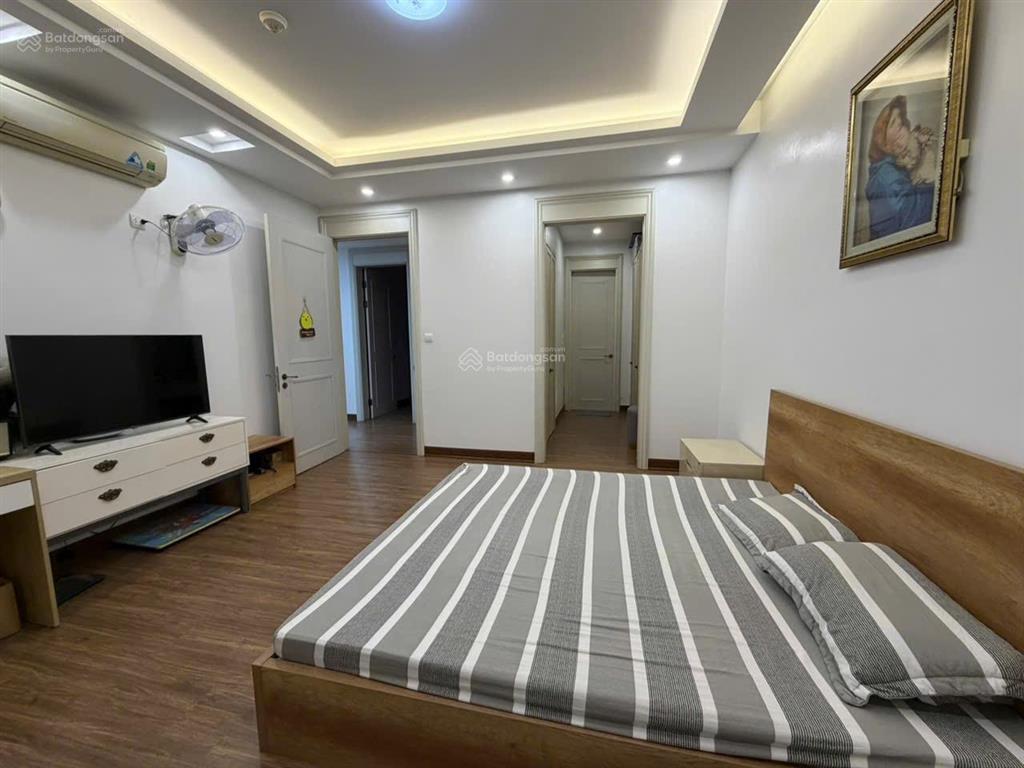 Bán căn hộ 134m2 tại hyundai hillstate, 3pn, 2wc,