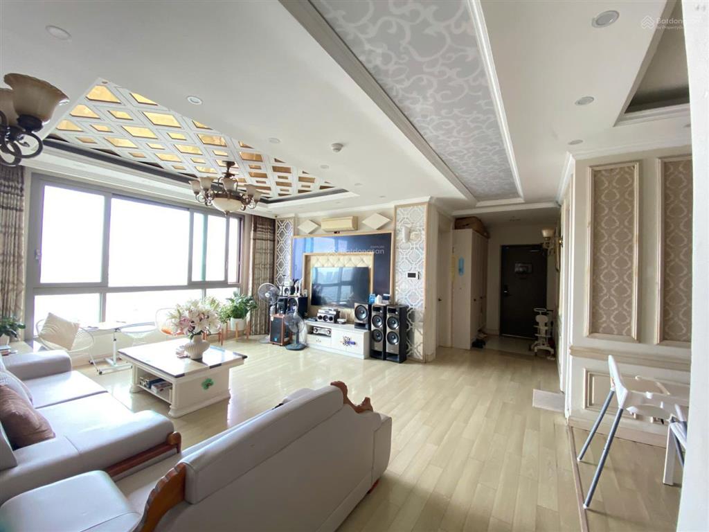 Chính chủ bán căn hộ 3 ngủ 134m2 cc hyundai