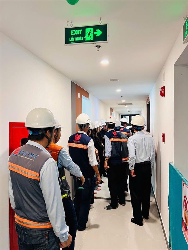 CẮT LỖ, Căn góc 2PN 2WC 3.35 tỷ 70m2, Căn Hộ Ngay Phạm Văn Đồng