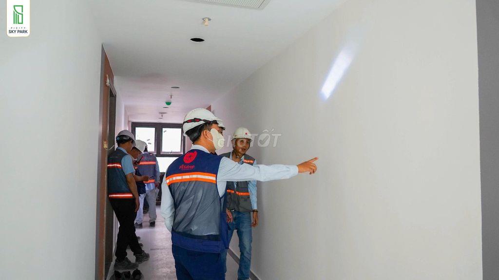 CẮT LỖ 600tr, Căn góc 70m2 2Pn 2Wc, Tầng 18 view Đẹp, Nội Thất Cao Cấp