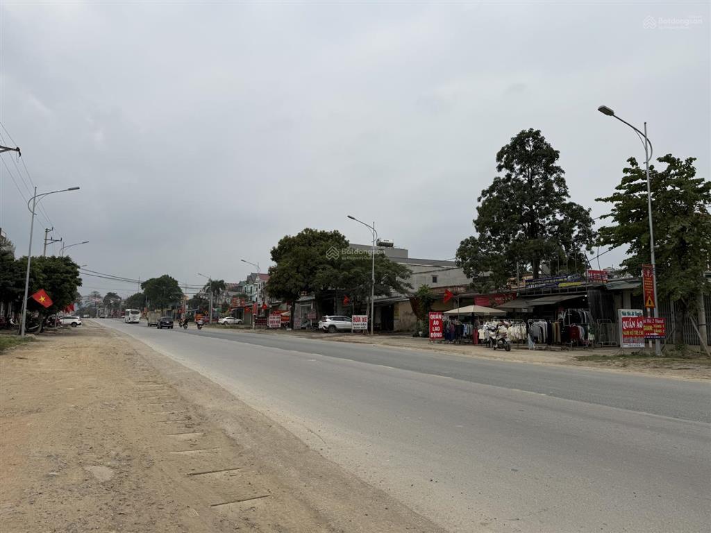 Cc bán 887m2 mặt đường ql6 gần kcn lương sơn  hoà bình để sang nước ngoài