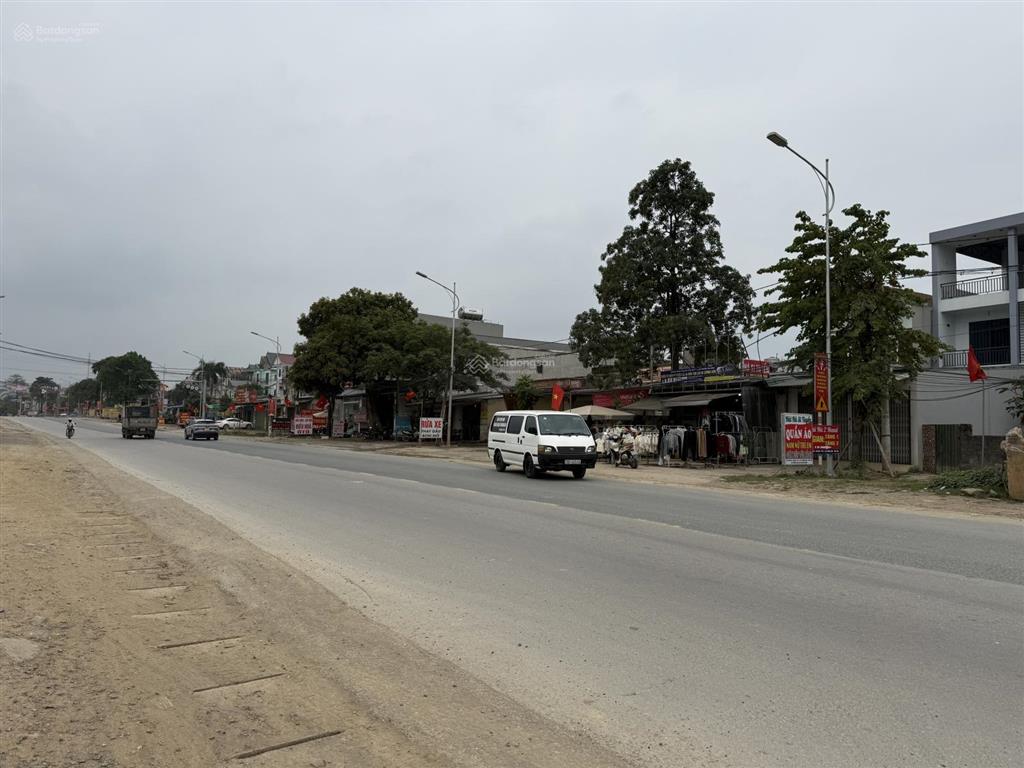 Cc bán 887m2 mặt đường ql6 gần kcn lương sơn  hoà bình để sang nước ngoài