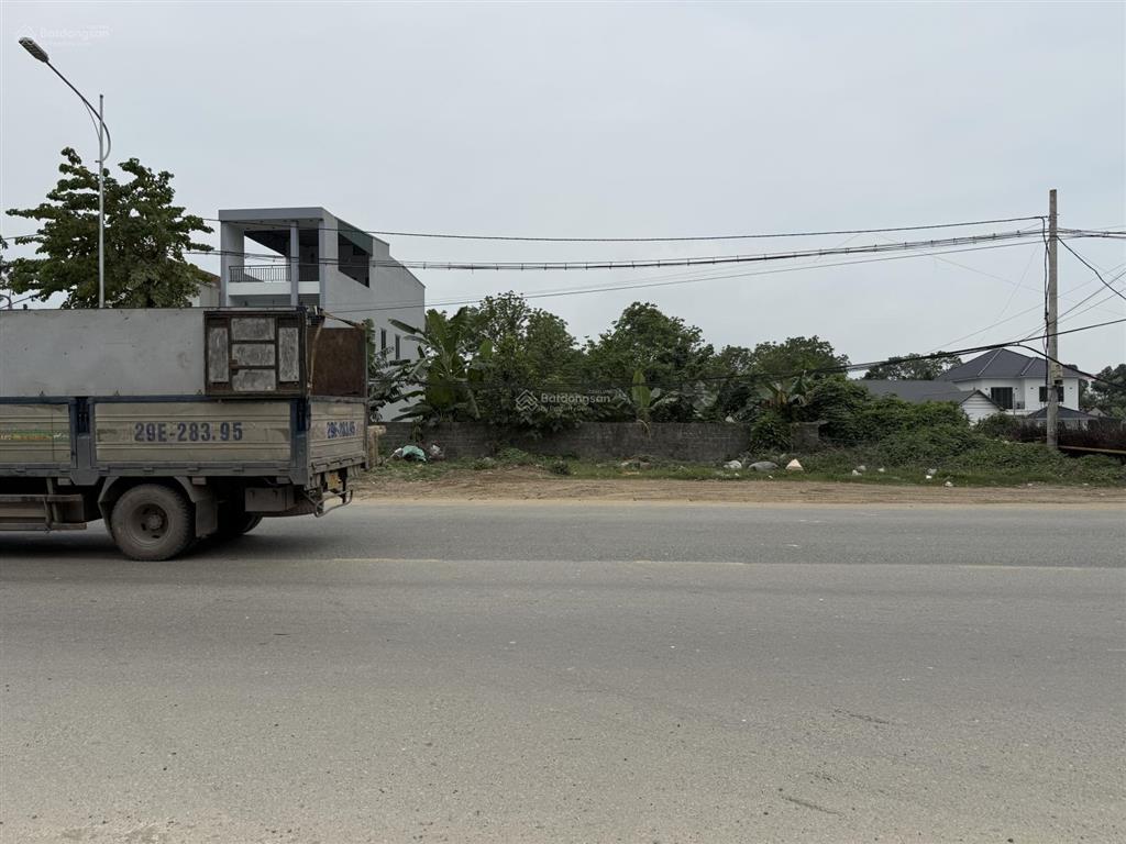 Cc bán 887m2 mặt đường ql6 gần kcn lương sơn  hoà bình để sang nước ngoài