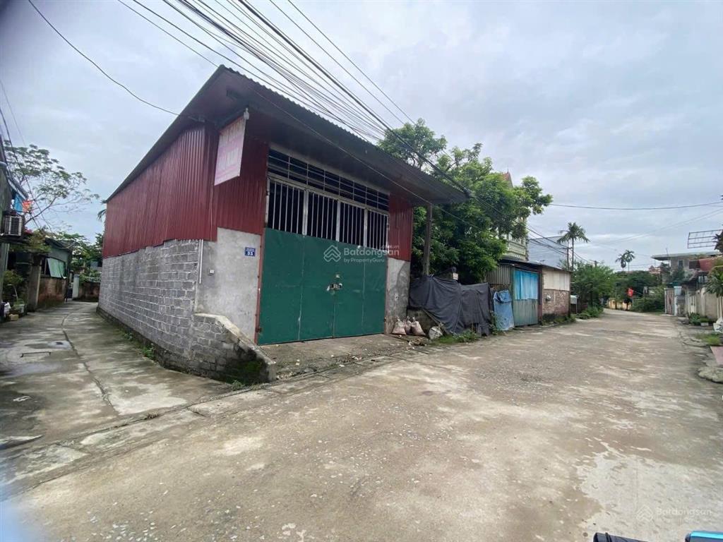 Bán lô đất 33m2 tại thuỷ xuân tiên xuân mai giá 1,3 tỉ cách ql21 100m