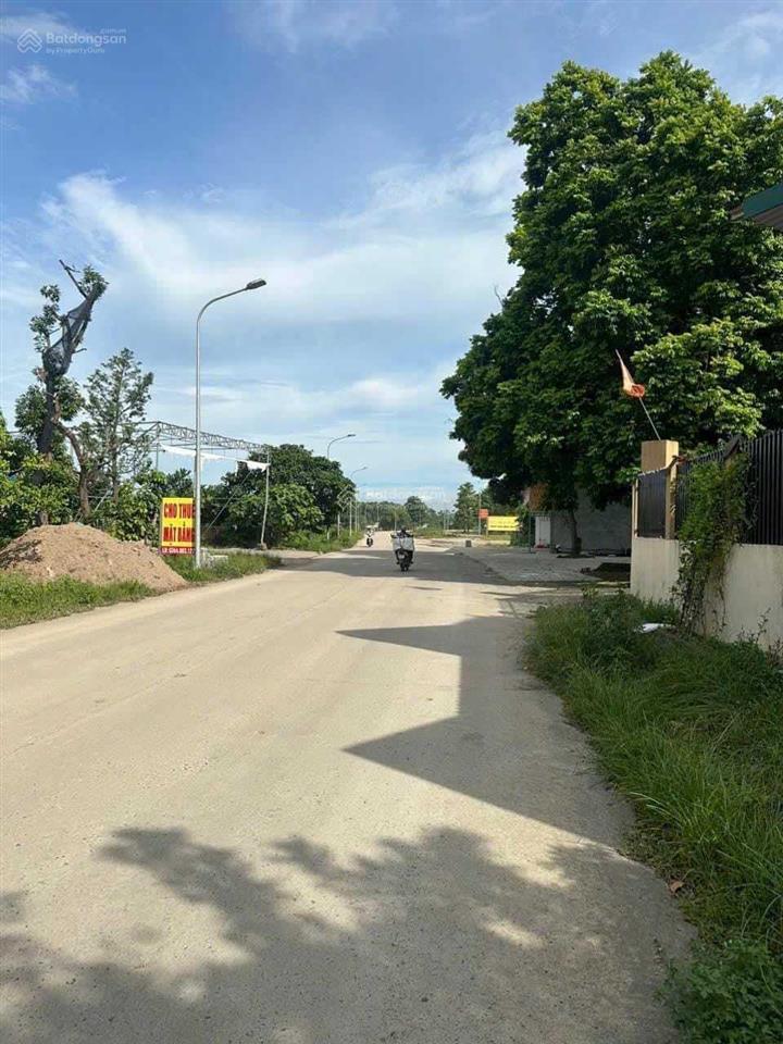 Bán cắt lỗ đất đấu giá khoang bèo sát ql6 thị trấn xuân mai, chương mỹ giá hời khu vực