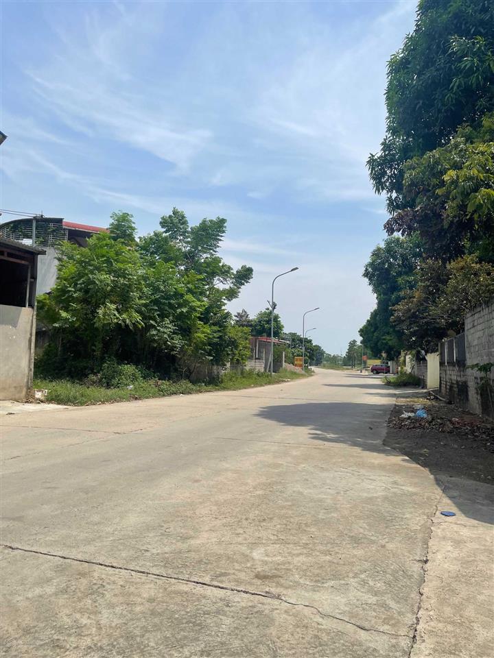 Bán cắt lỗ đất đấu giá khoang bèo sát ql6 thị trấn xuân mai, chương mỹ giá hời khu vực