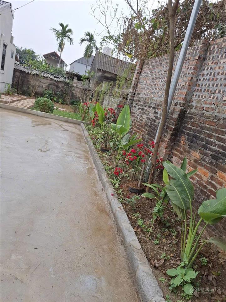 Cắt lỗ nhà vườn dt 309.9m2 sẵn nhà và khuôn viên tại xuân mai, hà nội giá quanh 3 tỷ