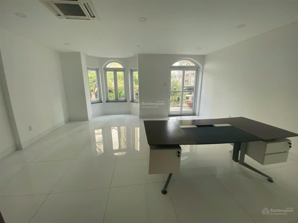 Cho thuê nhà mặt tiền cityland đường số 1, 6x20m, 5 tầng, thuê 45 triệu/tháng, có tl