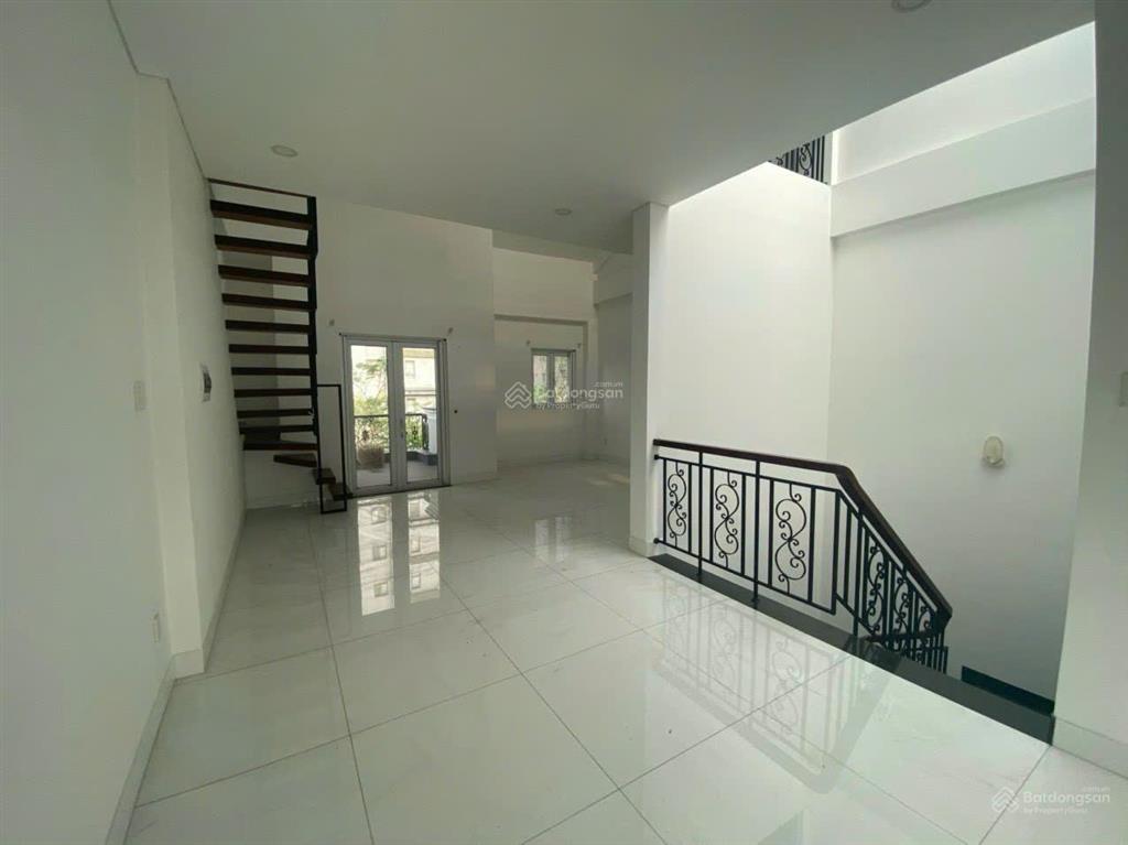 Cho thuê nhà mặt tiền cityland đường số 1, 6x20m, 5 tầng, thuê 45 triệu/tháng, có tl