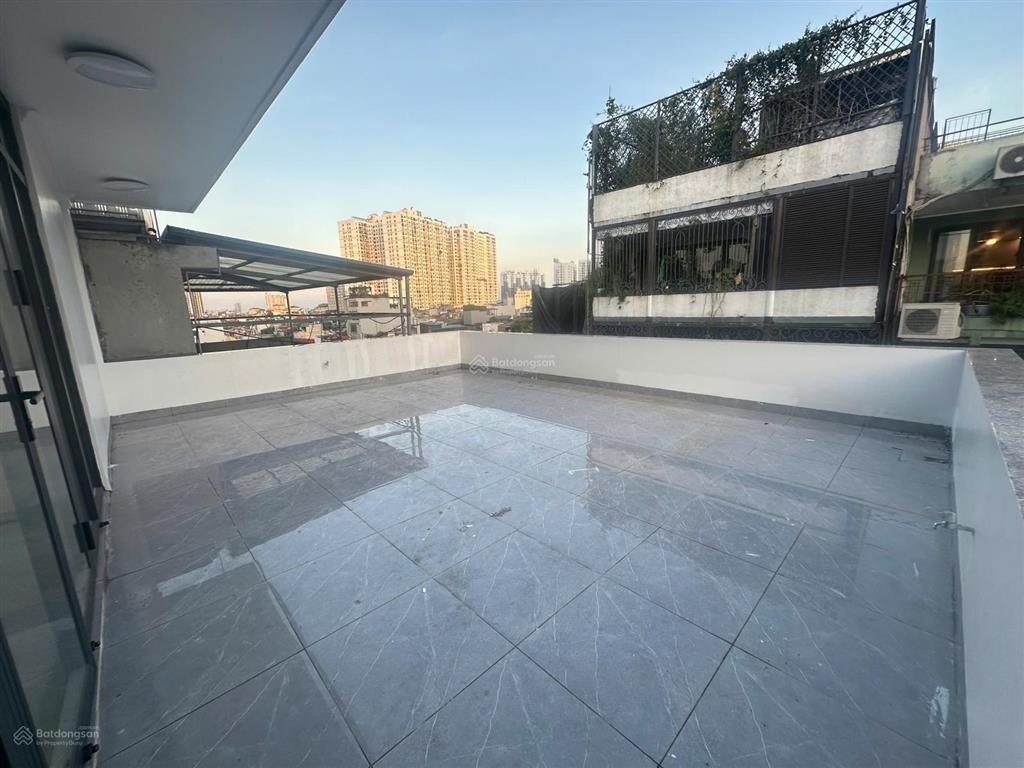 Bán nhà lạc trung 130m2, mt 8m, 8 tầng thông sàn thang máy, cho thuê vp, chỉ 8x tỷ