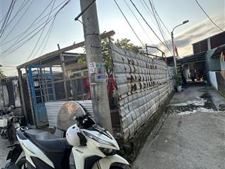 Lô góc 2 mặt kiệt  giá rẻ cực hiếm  thích hợp đầu tư  chỉ 2,1 tỷ  vị trí trung tâm