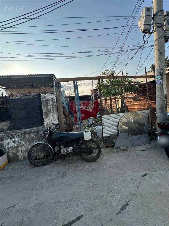 Lô góc 2 mặt kiệt  giá rẻ cực hiếm  thích hợp đầu tư  chỉ 2,1 tỷ  vị trí trung tâm
