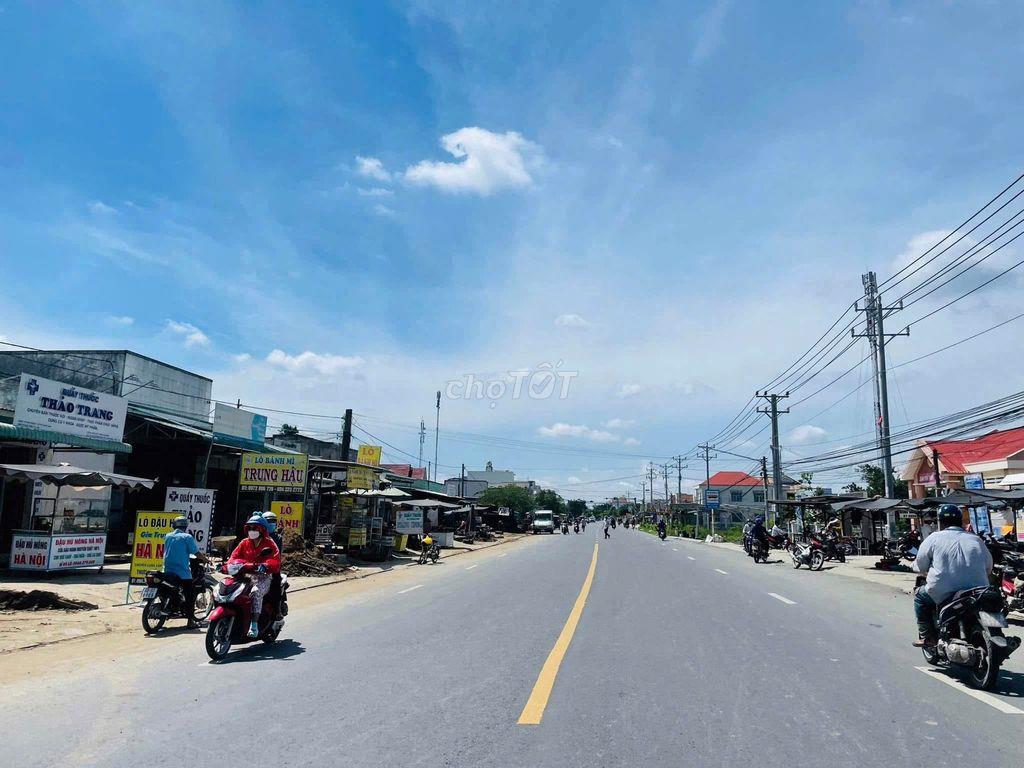 300mv Đất Ở Tại Đô Thị + 180mv Vườn Cách QL 50 chỉ 150m Cần Bán Gấp .