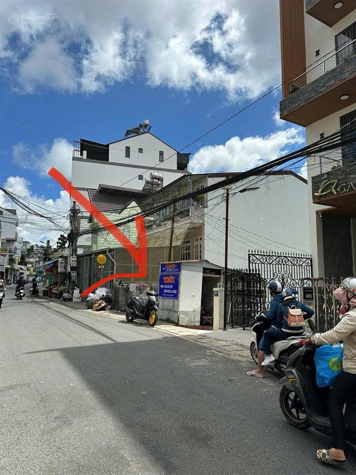 Kẹt bank bán đất 2 mặt tiền kinh doanh cách chợ đà lạt 1.5km đất vuông vức đã có gpxd