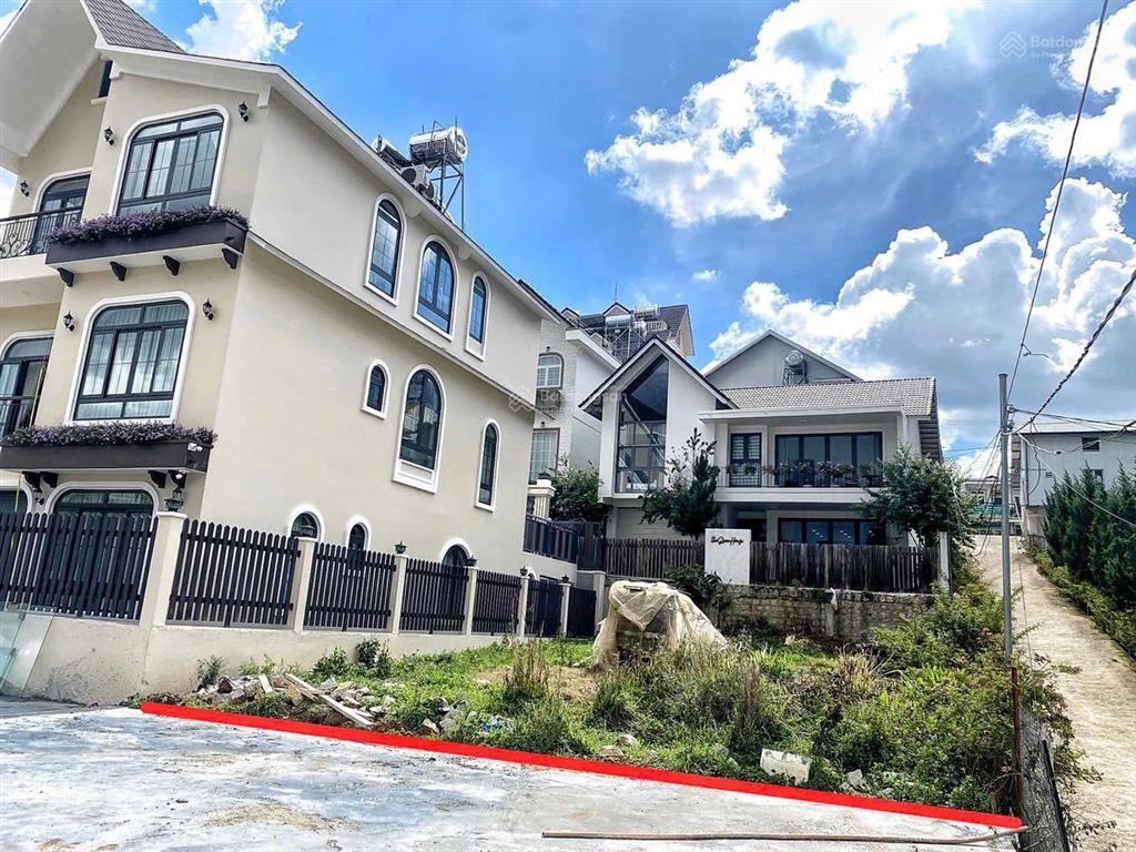 Đất villa 2 mặt tiền vuông vức view thoáng đẹp đã có giấy phép xây dựng