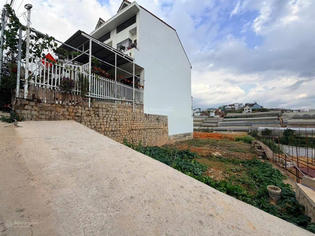 Đất 2 mặt tiền view thoáng đẹp đường nhựa lớn