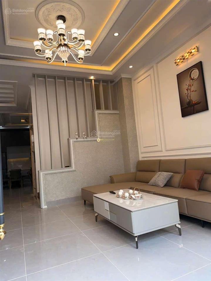 Nhà mới đẹp kqh an sơn vuông vức full nội thất có thang máy phòng xông hơi