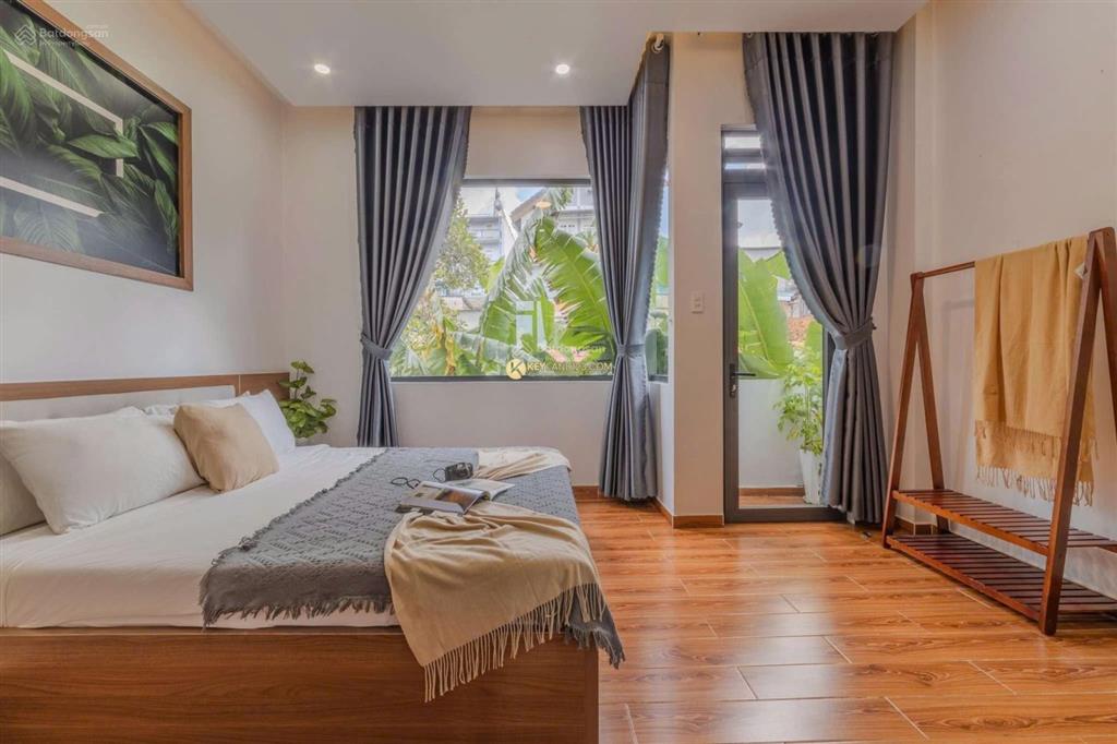 Nhà mới đẹp đang kinh doanh homestay view thoáng đẹp đường oto tránh nhau