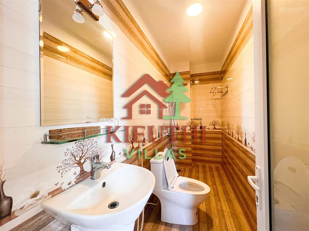 Nhà mới đẹp 2 mặt tiền cách chợ đà lạt hồ xuân hương 2km 4 tầng hoàn công view thoáng đẹp