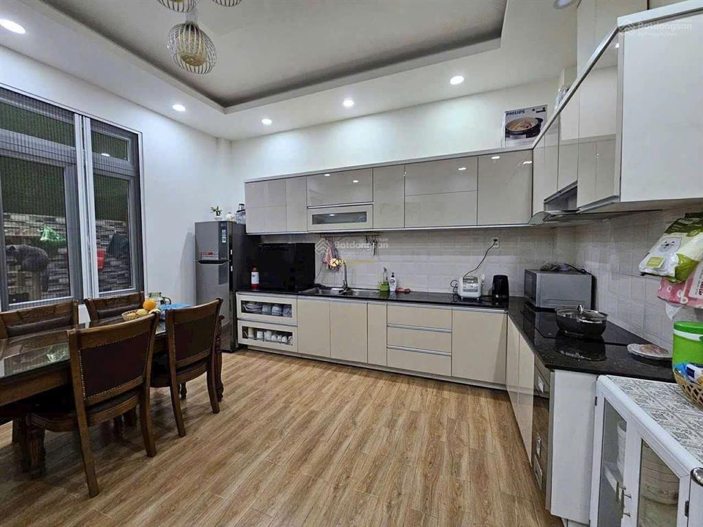 Nhà ngay khu quy hoạch 3 tầng hoàn công cách chợ đà lạt 2km