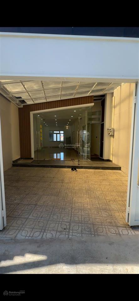 Nhà mặt tiền kinh doanh trung tâm đà lạt 3 hoàn công view thoáng