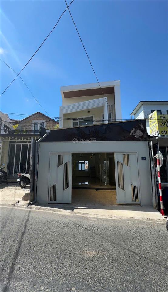 Nhà mặt tiền kinh doanh trung tâm đà lạt 3 hoàn công view thoáng