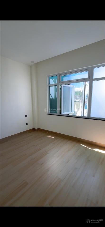 Nhà mặt tiền kinh doanh trung tâm đà lạt 3 hoàn công view thoáng