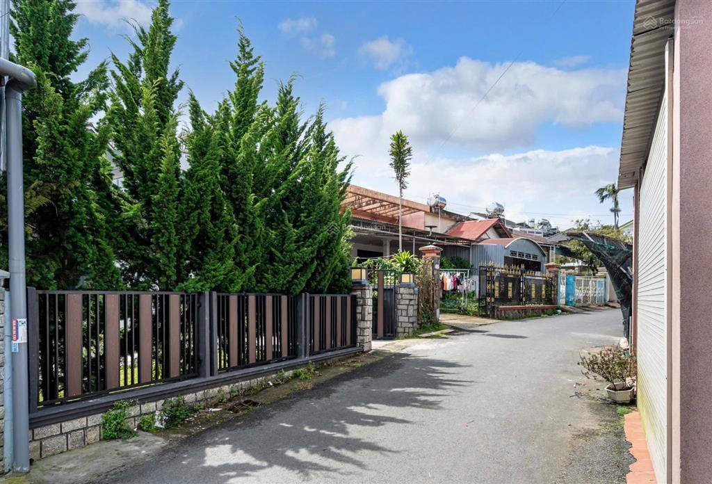 Villa sân vườn hoàn công  nở hậu  full nội thất đang có nguồn thu 4060tr/tháng