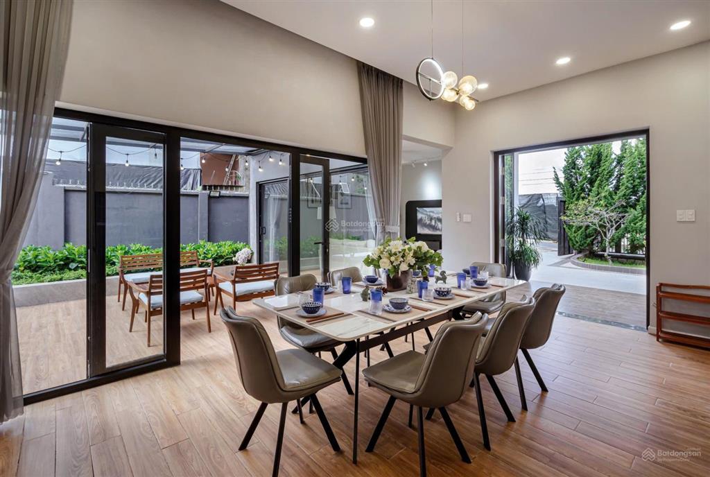 Villa sân vườn hoàn công  nở hậu  full nội thất đang có nguồn thu 4060tr/tháng