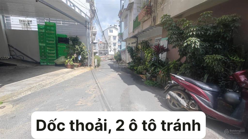 Nhà gần 2 mặt tiền  hoàn công  đường nhựa lớn  cách hồ xuân hương chỉ 1km