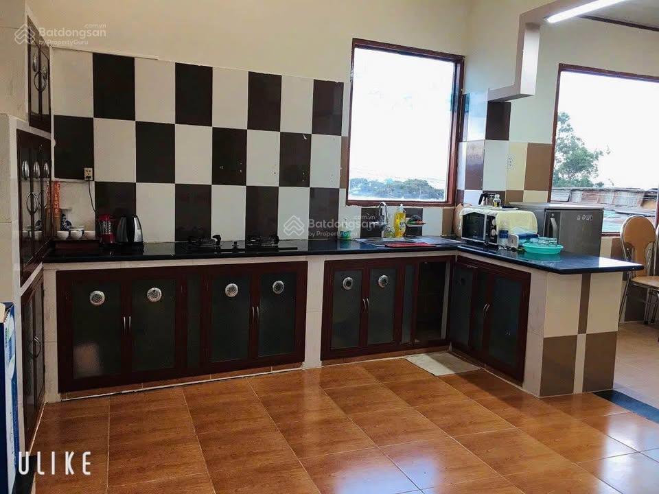 Nhà 2 mặt tiền  nở hậu đều  view thoáng đẹp  cách hồ xuân hương, chợ đà lạt chỉ 2,5km