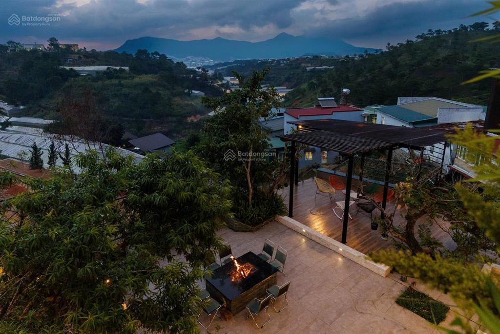 Villa 2 mặt tiền sang trọng hiện đại  hoàn công  view thoáng đẹp  nguồn thu hàng tháng cao