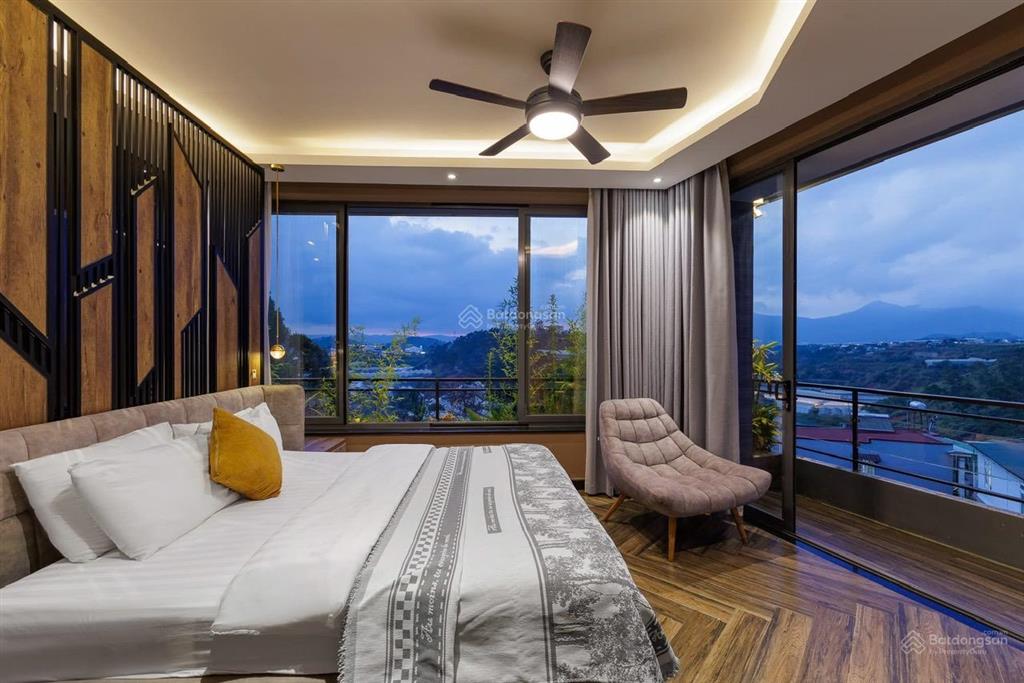 Villa 2 mặt tiền sang trọng hiện đại  hoàn công  view thoáng đẹp  nguồn thu hàng tháng cao