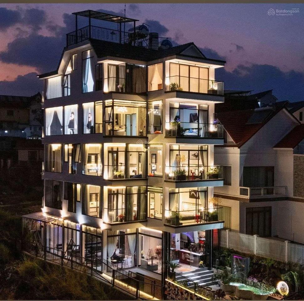 Khách sạn đang cho thuê 115tr/tháng  vừa ở vừa kinh doanh 6 tầng hoàn công view thoáng đẹp