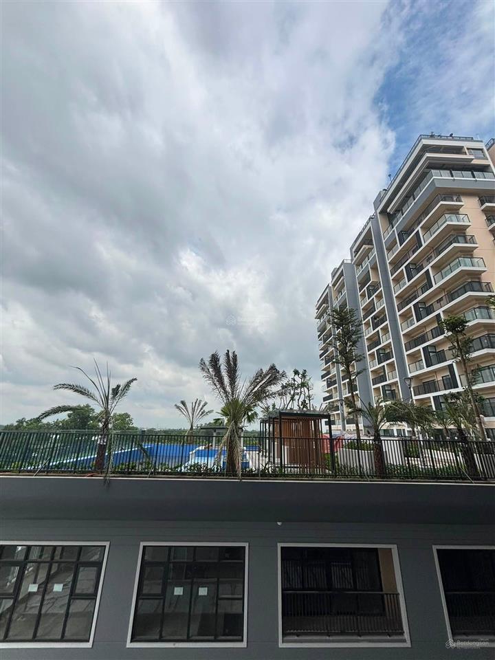 Căn hộ 2pn 2wc fiato uptown thủ đức mặt tiền vành đai 2 giá 4 tỷ  có chỗ đậu ô tô riêng