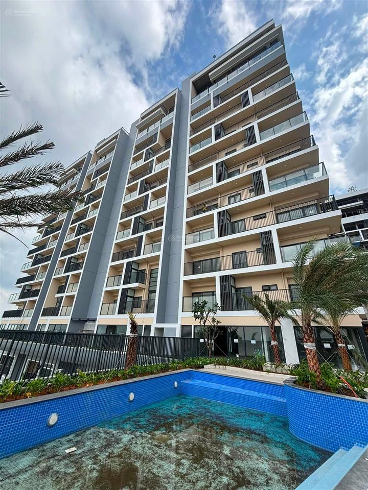 Căn hộ 2pn 2wc fiato uptown thủ đức mặt tiền vành đai 2 giá 4 tỷ  có chỗ đậu ô tô riêng