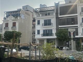 Bán nhà khu đấu giá phương canh, trịnh văn bô, 88m2 x 5 tầng đối diện công viên, đường 13m, sẵn sổ