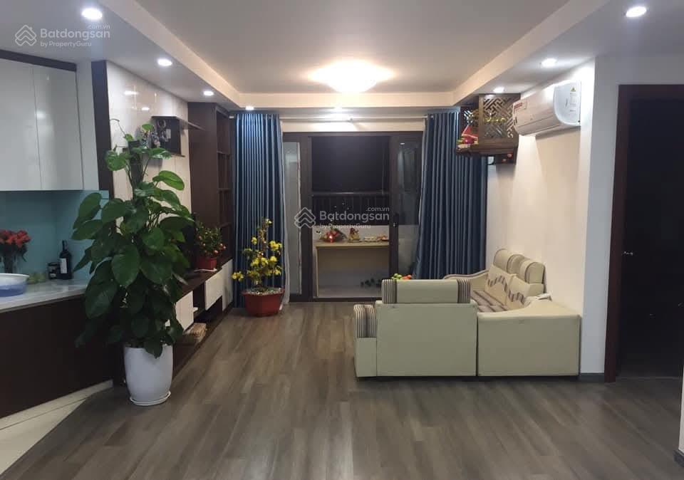 Chính chủ cần chuyển nhượng căn hộ 115m2, 3 phòng ngủ chung cư ct1 yên nghĩa, sẵn sổ
