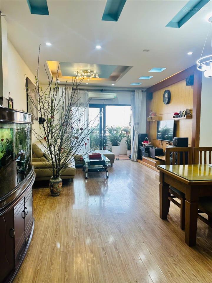 Bán căn góc đẹp nhất toà chung cư c6 mỹ đình 1, 133m2, 3 ngủ ánh sáng tư nhiên, giá nhỉnh 9 tỷ