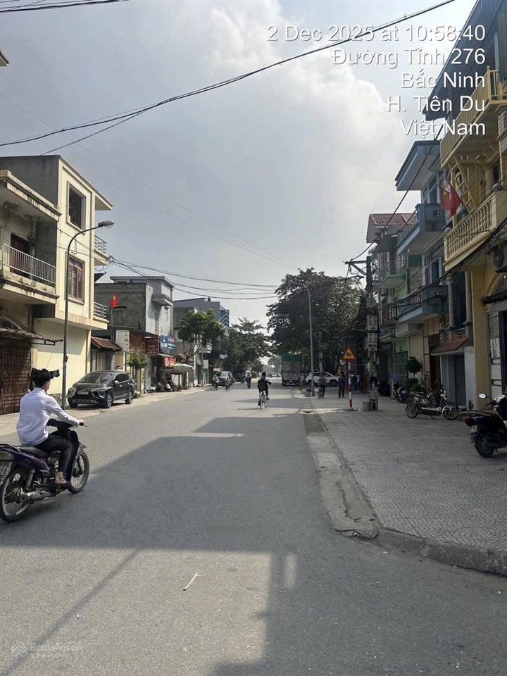 Cho thuê nhà lô góc, 3 thoáng đối diện sun tiên du, mặt đường tỉnh 276, 144m2, mặt tiền 8m, 3 tầng