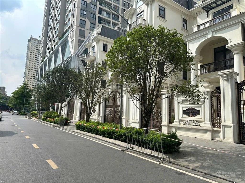 Suất ngoại giao biệt thự the zei, 267m2, 5.5 tầng, giá bán chỉ 8x tỷ, sẵn sổ đỏ