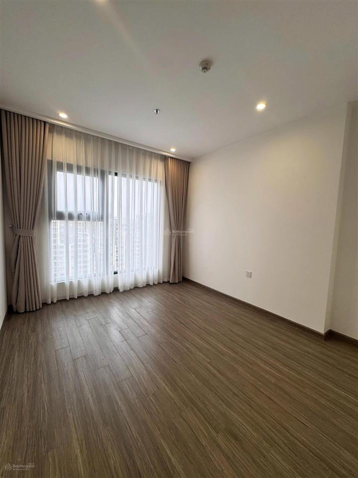 Chính chủ gửi cho thuê căn hộ mới tòa gs6, 64m2, có hóa đơn