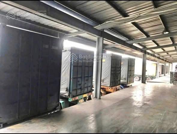 Cho thuê kho xưởng siêu vip 2000m2 mặt tiền quốc lộ 1a, p. linh xuân, thủ đức