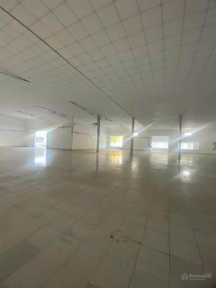 Cho thuê kho xưởng siêu vip 1.700m2 đường phan huy ích, q. tân bình, gần cầu tham lương