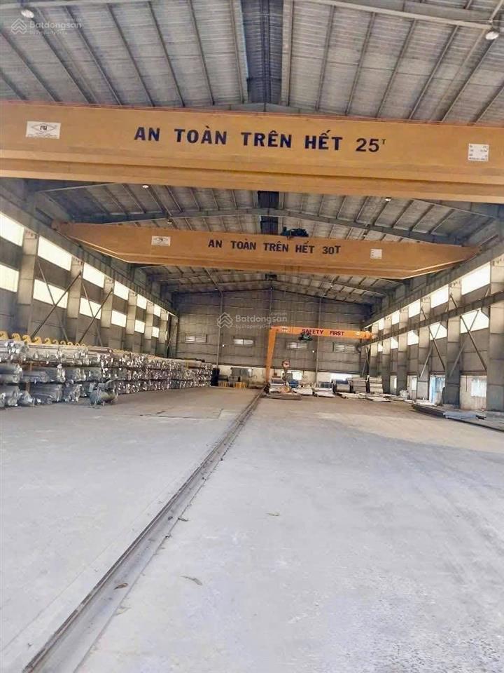 Cho thuê kho xưởng siêu vip 1.900m2 trong kcn tân tạo, q. bình tân
