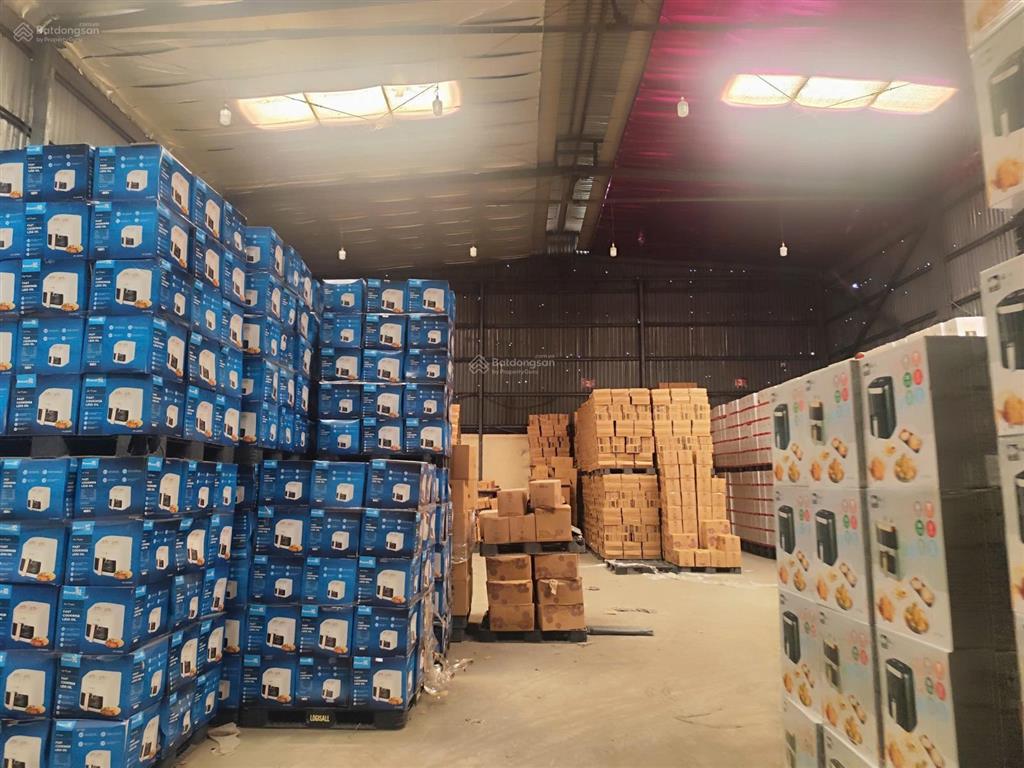 Cho thuê kho xưởng siêu vip 400m2 trong kcn tân bình  có pccc