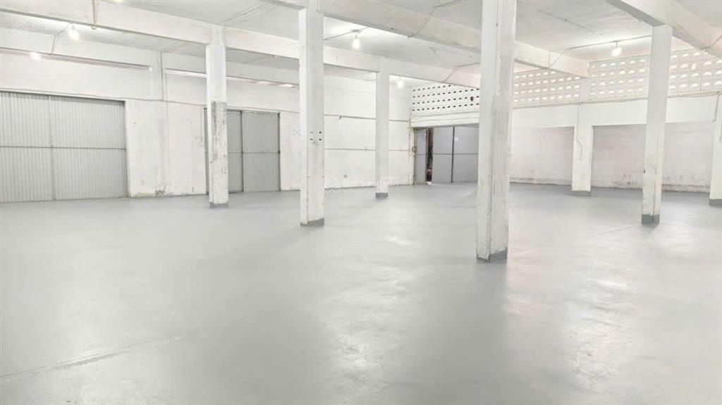 Cho thuê kho siêu vip 850m² đường trường sơn, q. 10  có pccc