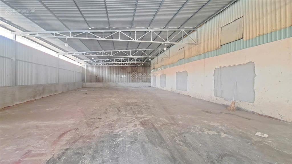 Cho thuê kho 300m2 đường cont đêm pccc