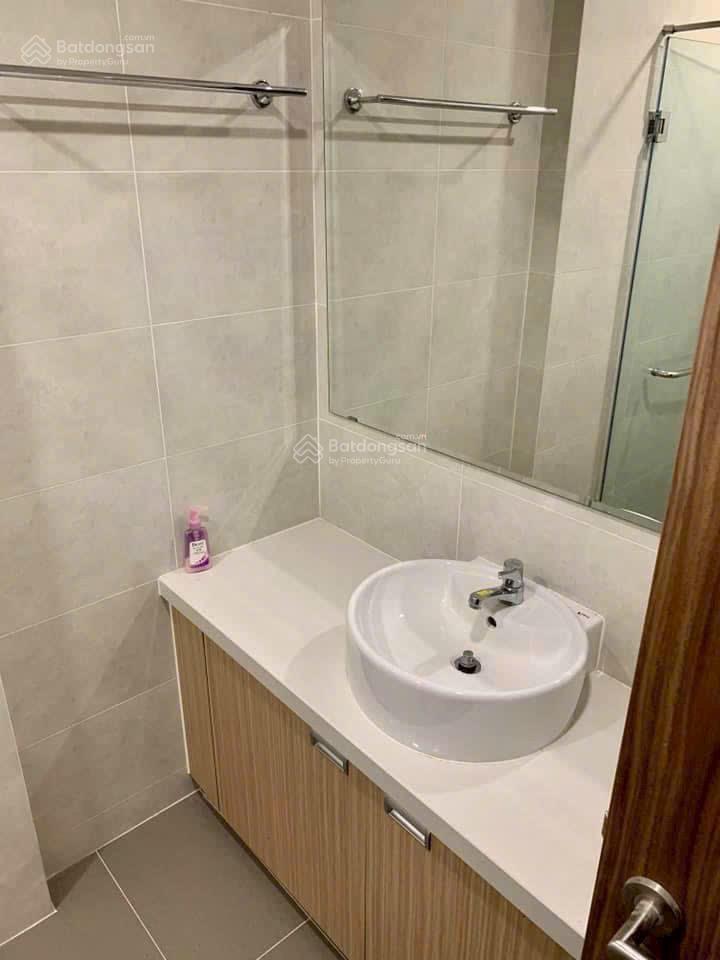 Bán căn hộ midori the view 51m2 giá 2 tỷ  có hđ thuê 10 triệu  tp mới bình dương